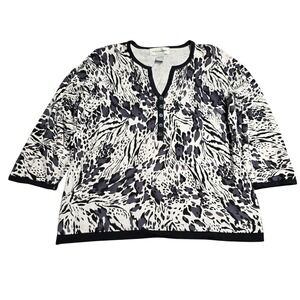 C.D. Petites Animal Print Knit Top Women's Size LP Black White Grey 3/4 Sleeve‎